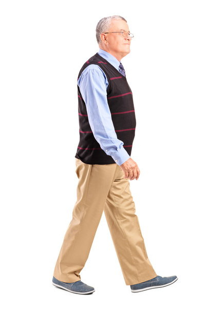Senior man walking - Fotografie, Obrázek