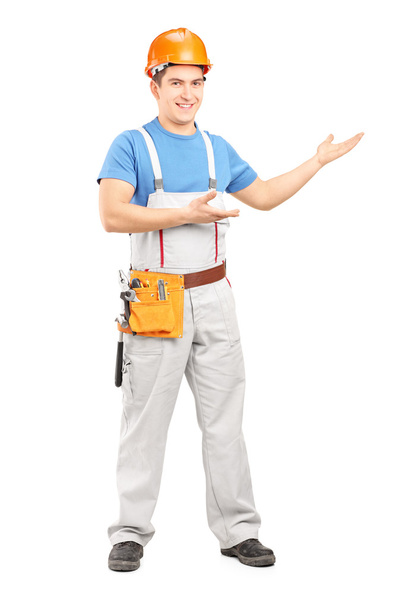 Manual worker with tool belt - Фото, зображення