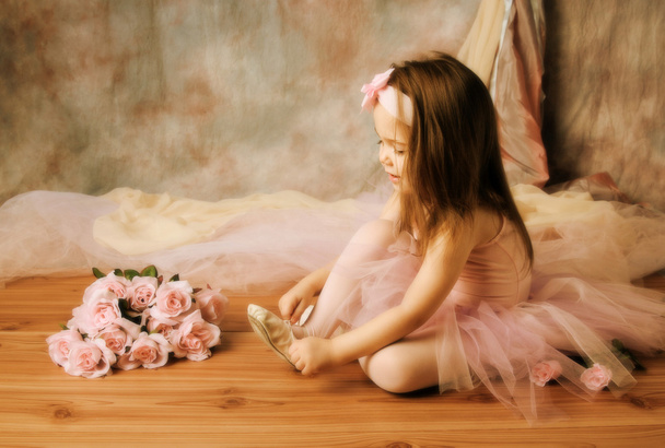 kleine ballerina schoonheid - Foto, afbeelding