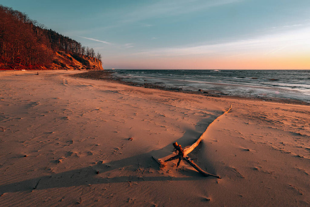 Ανατολή ηλίου στην παραλία στην Gdynia Orowo - Φωτογραφία, εικόνα