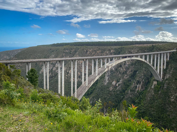 Bloukrans Bridge near Plettenberg Bay, South Africa - Photo, Image