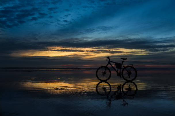 bicicleta puesta del sol
 - Foto, Imagen