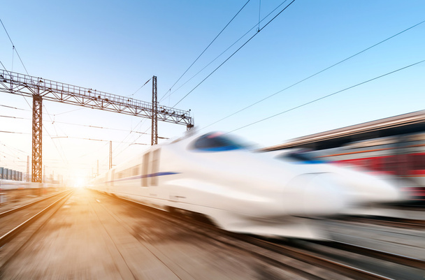 szybkiego ruchu kolejowego - Zdjęcie, obraz