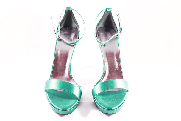 groene schoenen - Foto, afbeelding