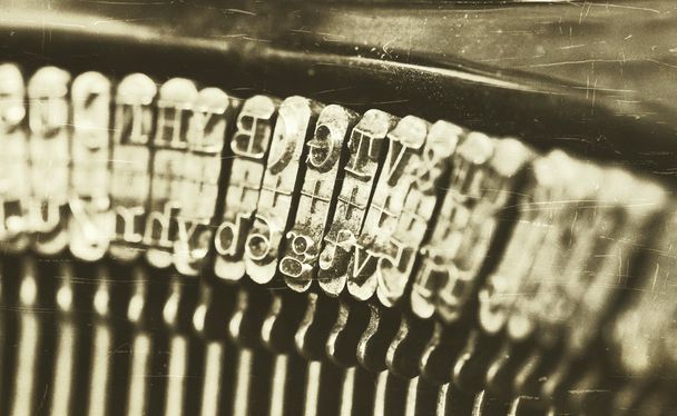 Stare maszyny do pisania z bliska - Zdjęcie, obraz
