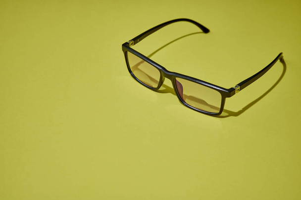 Uma foto de estúdio de óculos de leitura progressiva - Foto, Imagem