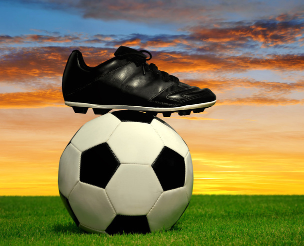 Fußball und Schuhe - Foto, Bild