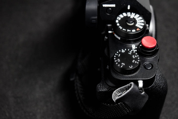 Button Control of Mirrorless Camera - Photo, Image