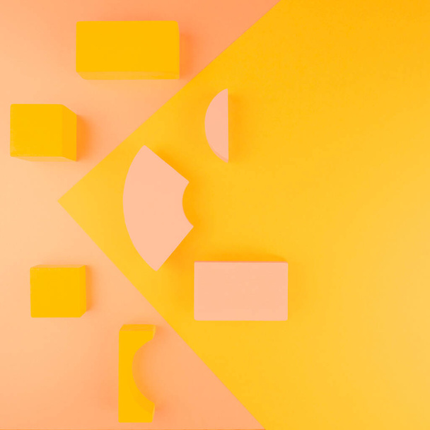 要約ピンク黄色の木製の幾何学的構造キットの数字:長方形、正方形、円のセグメント、 2トーントレンドカラーの紙の背景に円弧。 2021カラーコンセプト、コピースペース。テキスト、カードデザインレイアウト. - 写真・画像