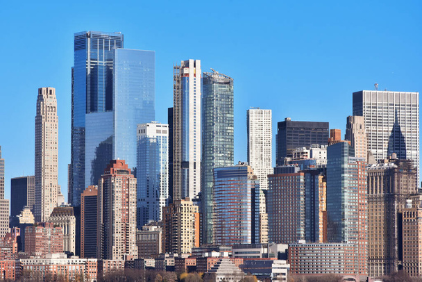 Skyline и небоскребы в Нью-Йорке, США - Фото, изображение