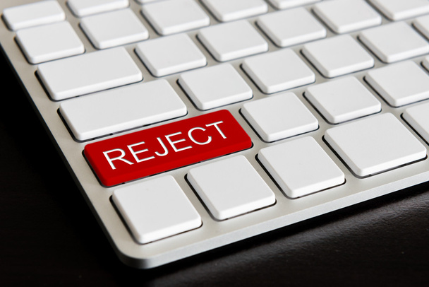" odrzucić "przycisk na klawiaturze komputera - Zdjęcie, obraz