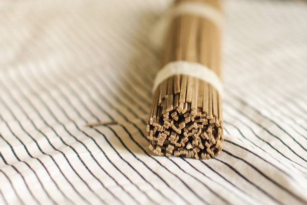 бамбукові палички крупним планом
 - Фото, зображення