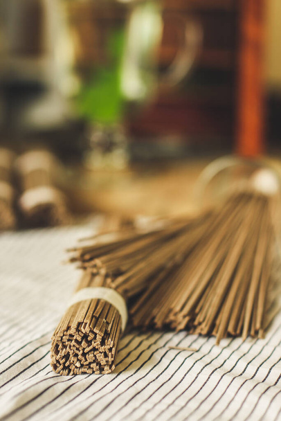 palos de bambú de cerca - Foto, Imagen