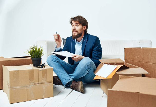 Business man box s věcmi stěhování do nové kancelářské práce Professional - Fotografie, Obrázek