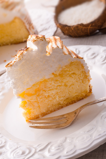 Cheesecake with Swiss meringue - Zdjęcie, obraz