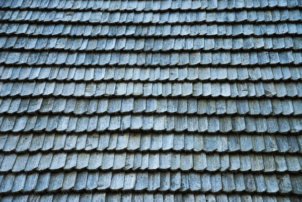 Vanha puinen katto
 - Valokuva, kuva