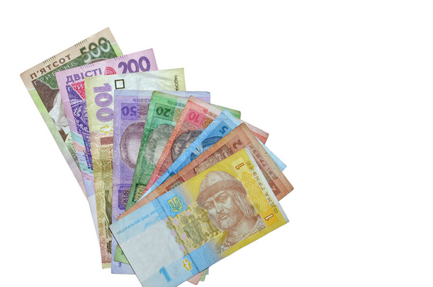 Tüm banknotların Ukrayna hayranı - 1,2,5,10,20,50,100,200, 500 banknot. Modern Ukrayna parası - beyaz arka planda izole edilmiş Hryvnia. - Evet. Bedava fotokopi. İş ve finans kavramı  - Fotoğraf, Görsel