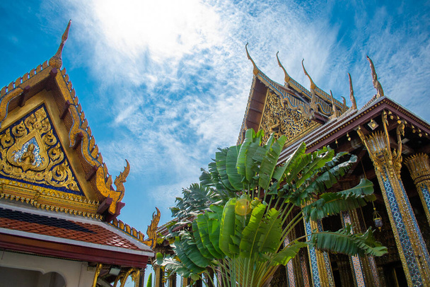 BANGKOK, THAILAND - January 19,2019: View of Royal Grand Palace  in Bangkok. Royal Grand Palace is famous destination in Bangkok. - Foto, Bild