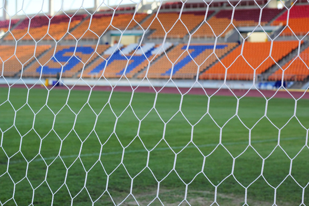 Гол футбол - футбольные сетки с зеленой травой
 - Фото, изображение