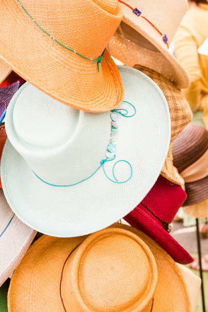 Chapeaux d'été
 - Photo, image