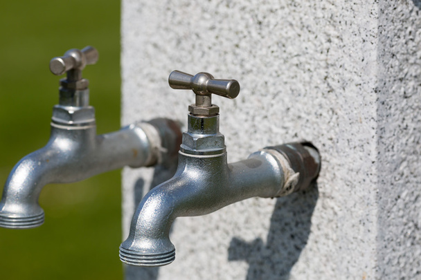 Multiple water taps - Foto, Imagem