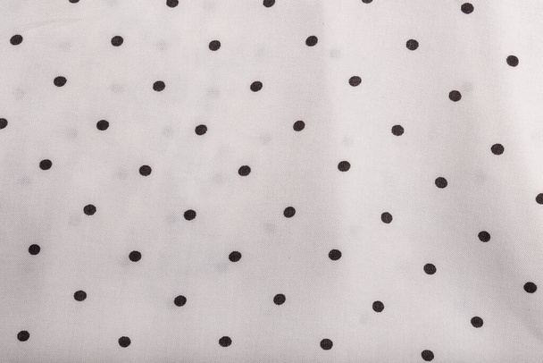 Textura de la camisa de lunares blanco y negro. Superficie material de tela - Foto, Imagen
