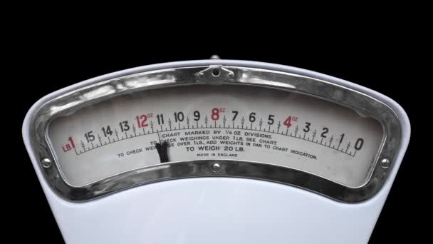 Vintage Grocery Store Weighing Scale - Záběry, video