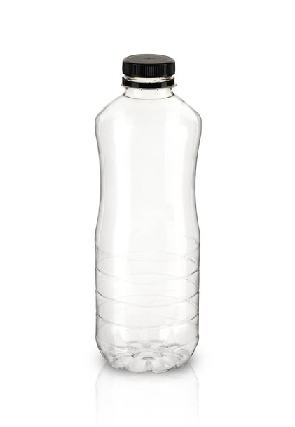 bouteille de jus en plastique vide sur fond blanc - Photo, image