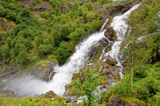 Norja - Jostedalsbreenin kansallispuisto - Vesiputous - Euroopan matkakohde - 13. heinäkuuta 2012 - Valokuva, kuva