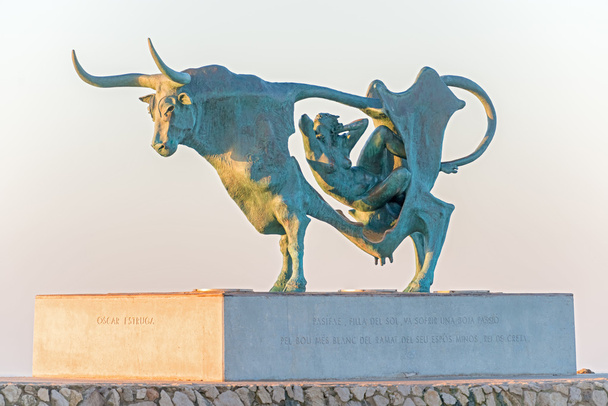 Pasifae  sculpture, by Oscar Estruga. in Vilanova i la Geltru, C - Photo, Image