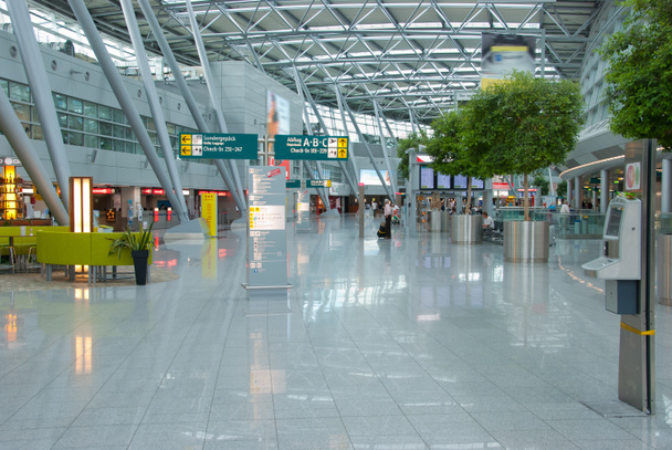 Interior do Aeroporto Internatioinal
 - Foto, Imagem
