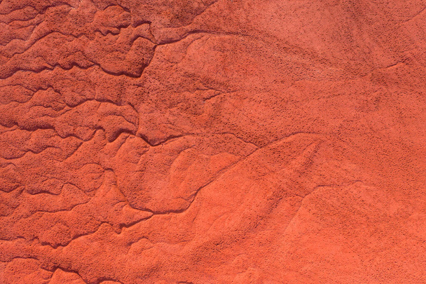 Neszmly, Hungria - Vista aérea da superfície de lama vermelha seca, resíduos industriais, textura abstrata da natureza. - Foto, Imagem