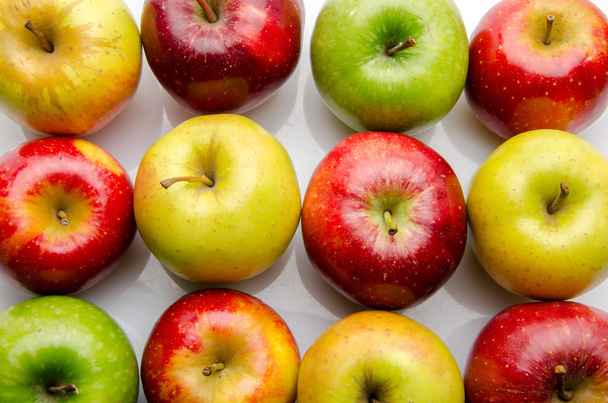 Different sorts of apples - Φωτογραφία, εικόνα