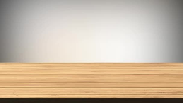 Κενό ξύλινο τραπέζι μπροστά από ανοιχτό γκρι και ανοιχτό καφέ φόντο. Φαινόμενο φωτός και διαρροής. HD πλάνα - Πλάνα, βίντεο