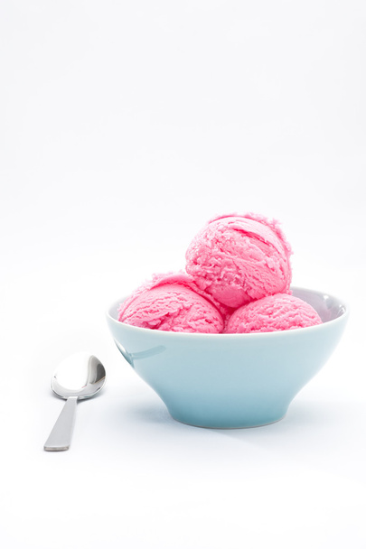 Copo de sorvete de morango
  - Foto, Imagem
