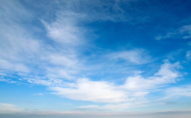 céu azul com nuvens brancas - Foto, Imagem