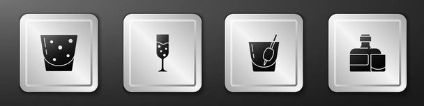 Set Glas Rum, Champagner, Cocktail Bloody Mary und Whiskey Flasche und Glas-Ikone. Silberner quadratischer Knopf. Vektor. - Vektor, Bild