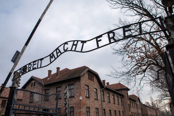Toegang tot het concentratiekamp Auschwitz - Foto, afbeelding