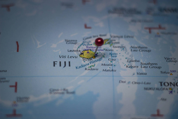 Suva, Fidzsi fővárosa földrajzi térképre tűzve - Fotó, kép