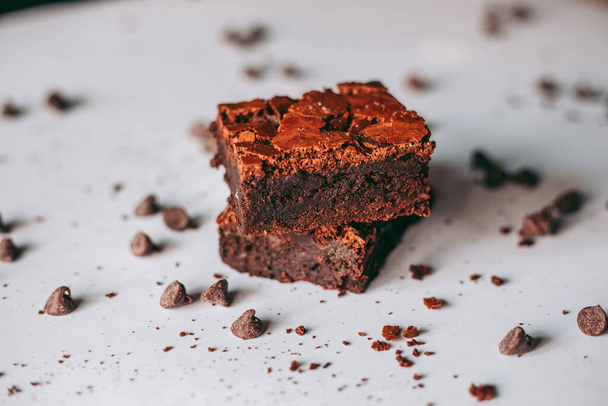 Freshly baked aromatic chocolate brownie - Foto, Imagen