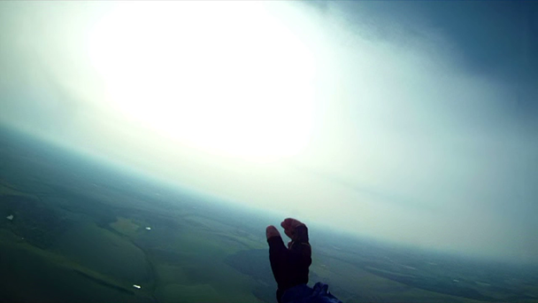 Vista desde el salto en paracaídas
 - Metraje, vídeo