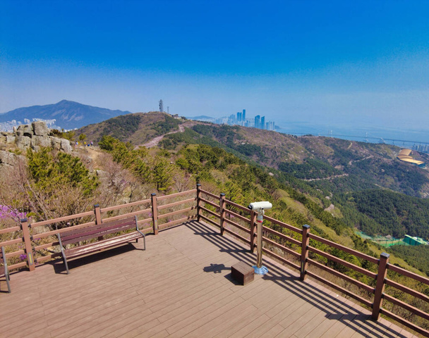 Maisemia hwangryeongsan Mountain Bongsudae majakat, Busan, Etelä-Korea, Aasia. - Valokuva, kuva