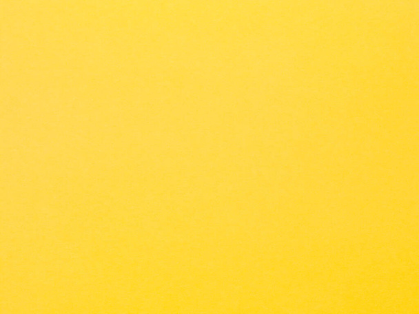 Absztrakt fogalmak sárga újrahasznosított papír - Fotó, kép