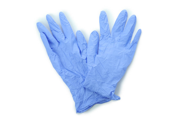 Gants médicaux bleus isolés sur fond blanc - Photo, image