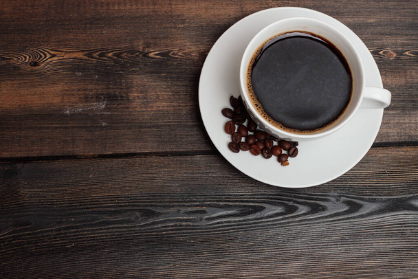 Bir fincan kahve tabağı şekerlemeler kahvaltı yaşam tarzı. - Fotoğraf, Görsel