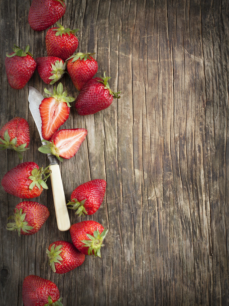 Fresh Strawberry on Wooden Background. Summer Organic Berry. - Foto, Bild
