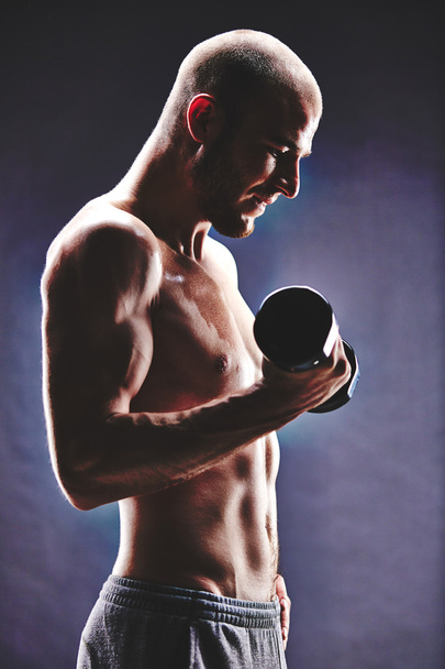 képzés a bicepsz - Fotó, kép