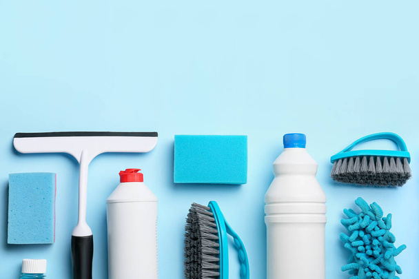 Set of cleaning supplies on color background - Fotoğraf, Görsel