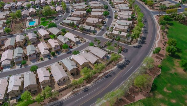 Panoramic view of a neighborhood in roofs of houses of residential area a Avondale near Phoenix Arizona US - Foto, immagini
