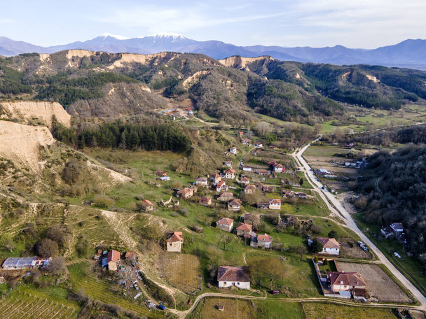 Aerial view of village of Zlatolist with houses from nineteenth century, Blagoevgrad Region, Bulgaria - Foto, afbeelding